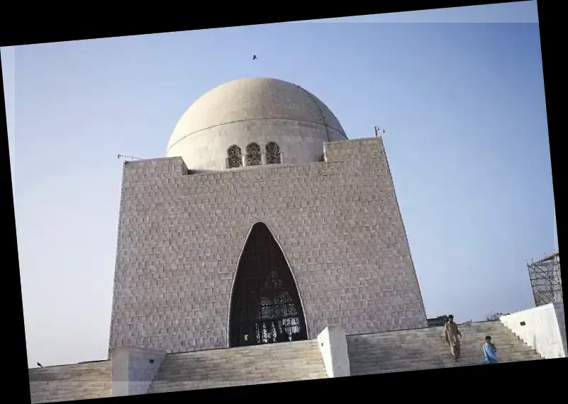 Mazar-e-Quaid-e-Azam