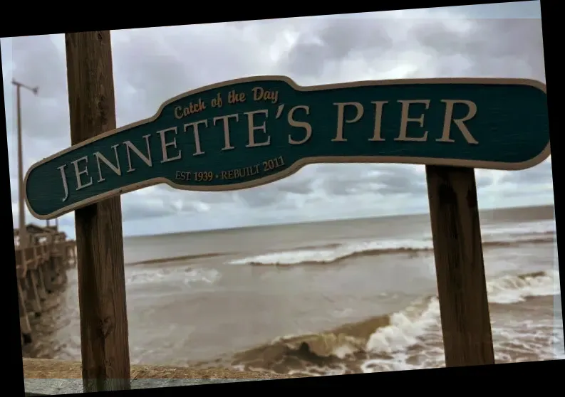 Jennettes Pier