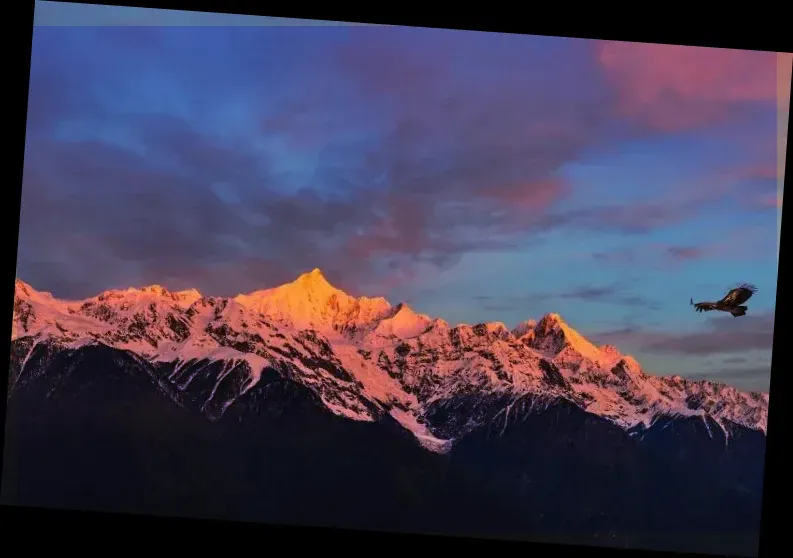 Meili Snow Mountain Lookout